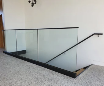 2. galéria kép Niro Glass Design